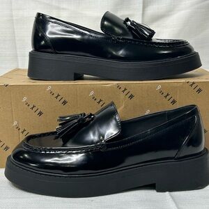 Mix No. 6 Black Patent Loafers with Chunky Platform Sole & Tassels Sz 7